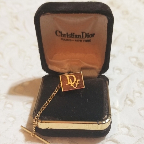 CHRISTIAN Dior Vintage gold plated Enameled Tie Tack ORIGINAL BOX - Picture 4 of 4